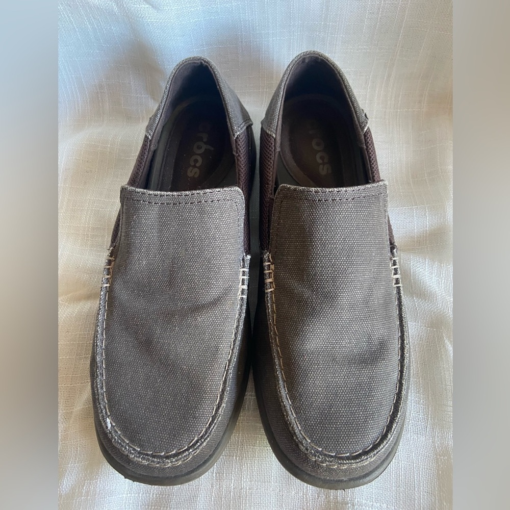 Crocs Santa Cruz 2 Luxe Shoes Mens Size 7 Gray Slip On Cushioned Loafers